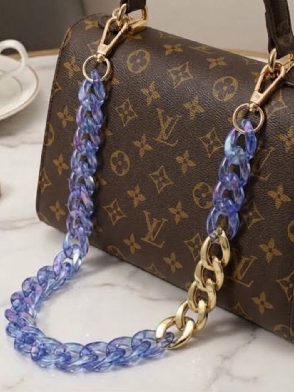 New blue & gold iridescent 15.75 bag chain